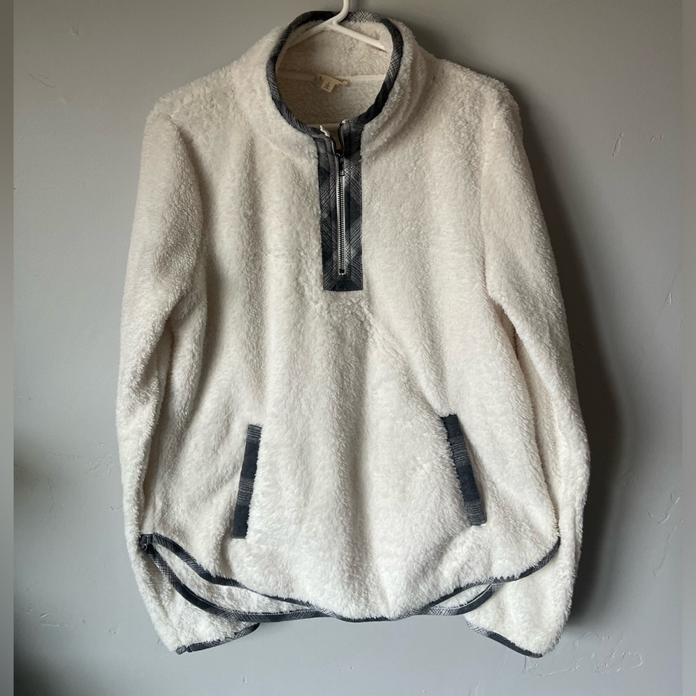 Cozy White Fleece Women’s Sweater